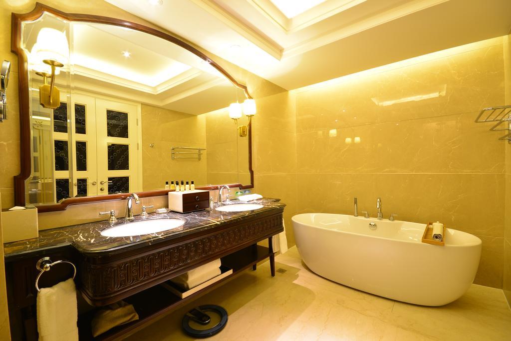 Urban Island 5*