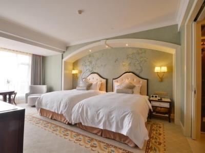 Hotel Urban Island 5*